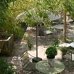 ラ メゾン ドゥ リュシ 3* オンフルール