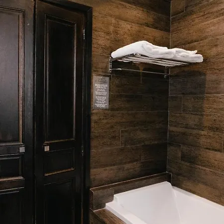 La Maison De Lucie 3*