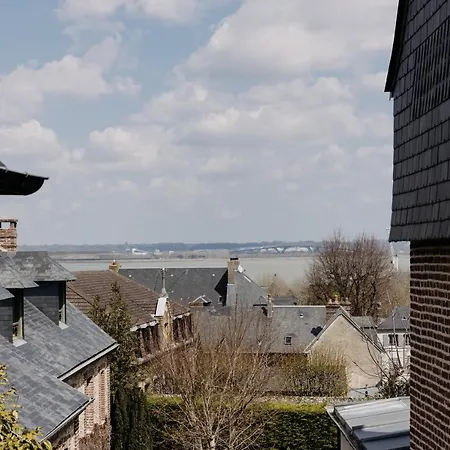 La Maison De Lucie 3*