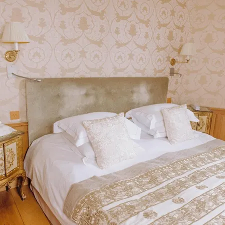 Hotell La Maison De Lucie