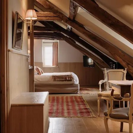 La Maison De Lucie