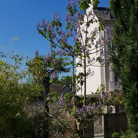 La Maison De Lucie