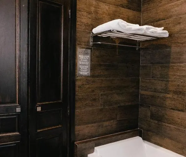 La Maison De Lucie 3*